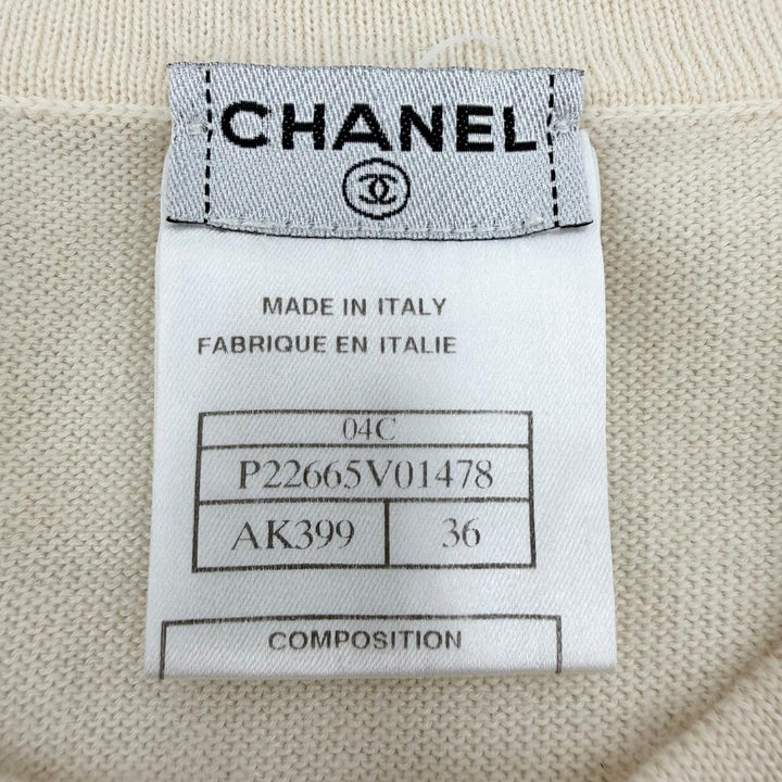 Great CHANEL Short sleeve knit 04C P22665 COCO Mark Embossed beige cashmere 36