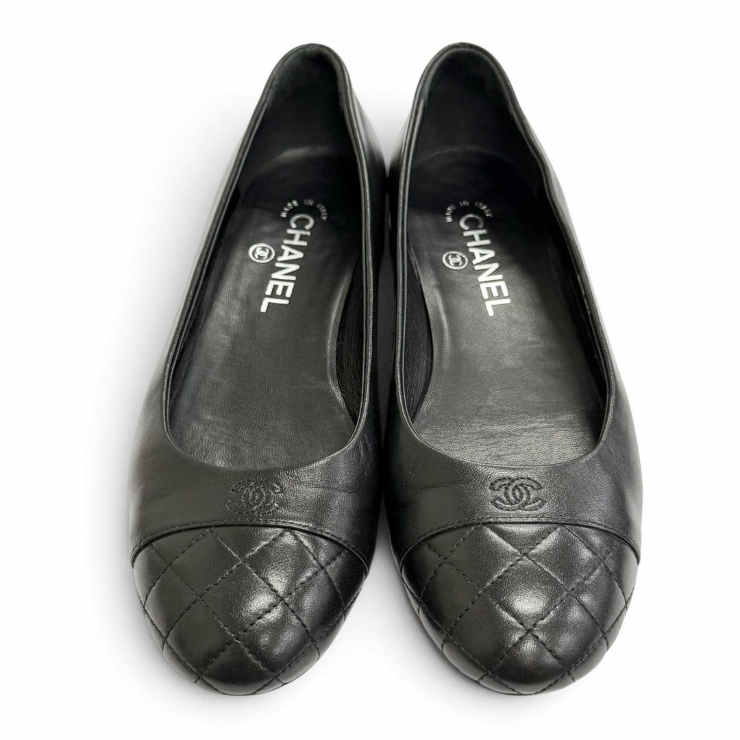 Great CHANEL pumps COCO Mark Matelassé Eco Pearl Flat black leather 37 G32832