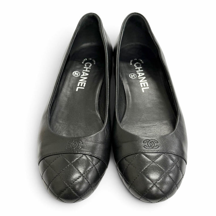 Great CHANEL pumps COCO Mark Matelassé Eco Pearl Flat black leather 37 G32832