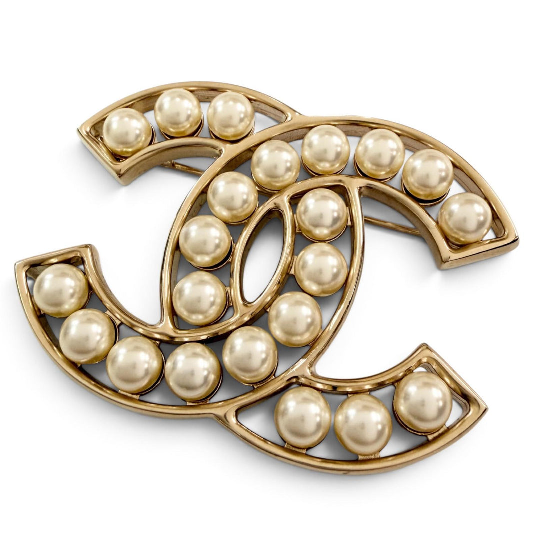 Excellent CHANEL Brooch COCO Mark gold metal Women B23V