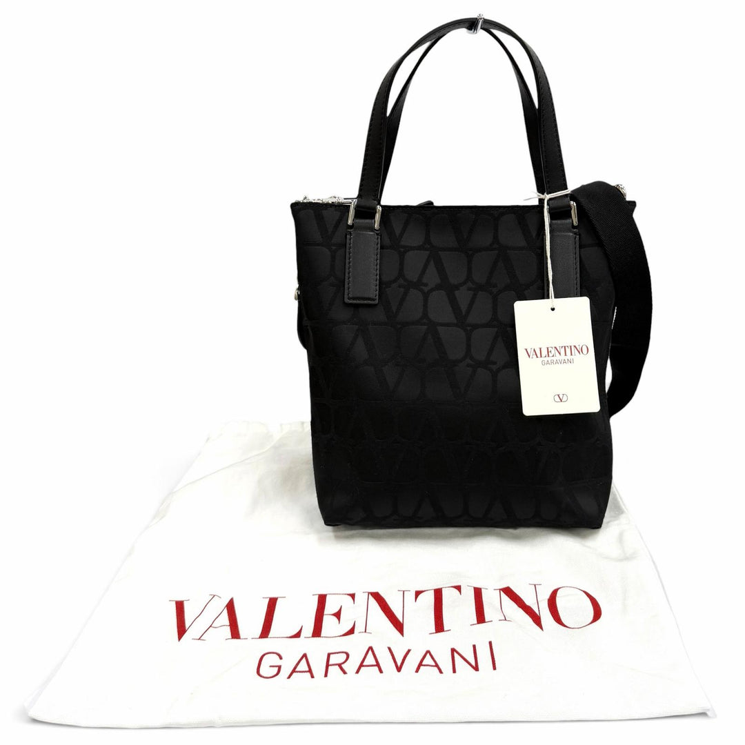Excellent Valentino Garavani Handbag Toile Iconograph black leather 4Y2B0C60CSH