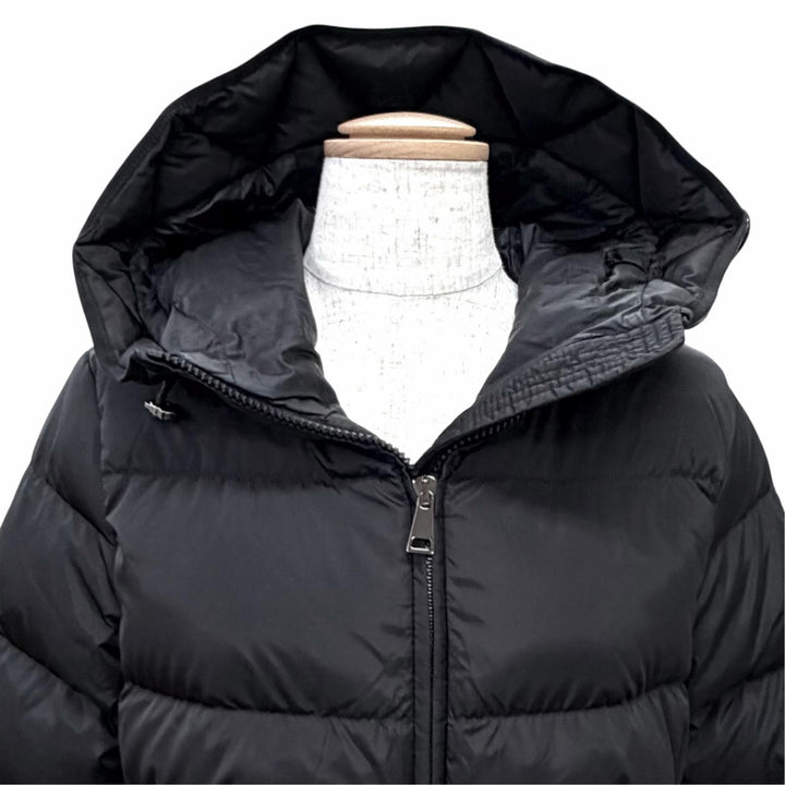 Excellent MONCLER Down jacket AVOCE Logo patch, hooded short jacket black 1