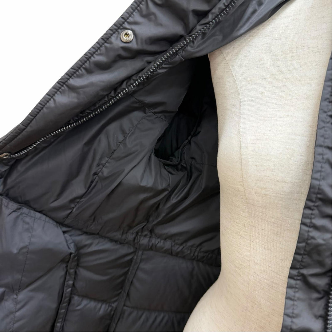 Very Good MONCLER down coat CHONDRILLE Logo patch, hooded, concealed placket 1