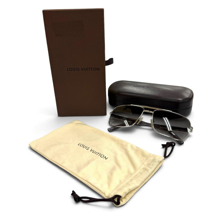 Very Good LOUIS VUITTON sunglasses Attitude Damier Two Bridges Silver Z0260U