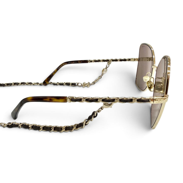 Great CHANEL sunglasses COCO Mark butterfly shape with logo chain gold 4274-Q