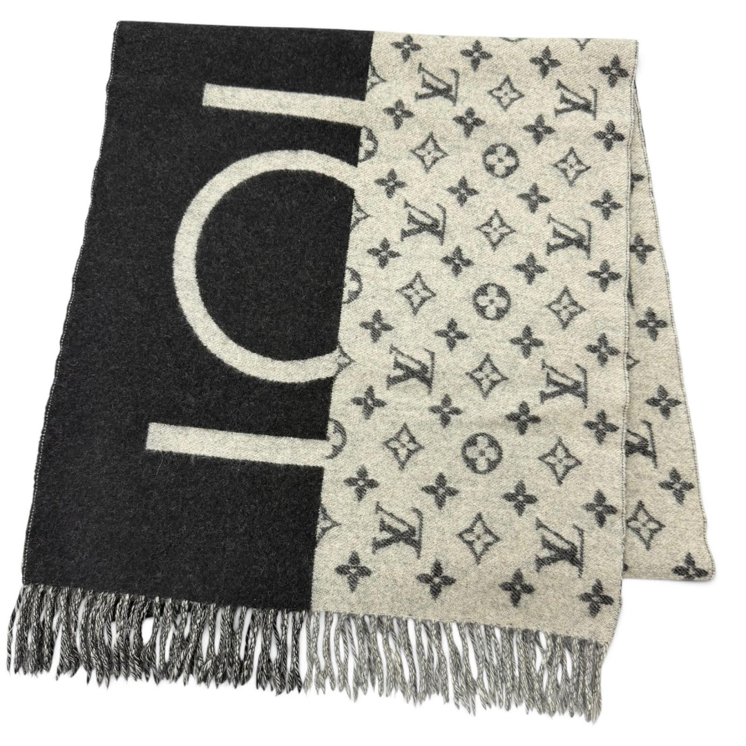 Great LOUIS VUITTON Scarf Esharp / LV Split Monogram fringe shawl black