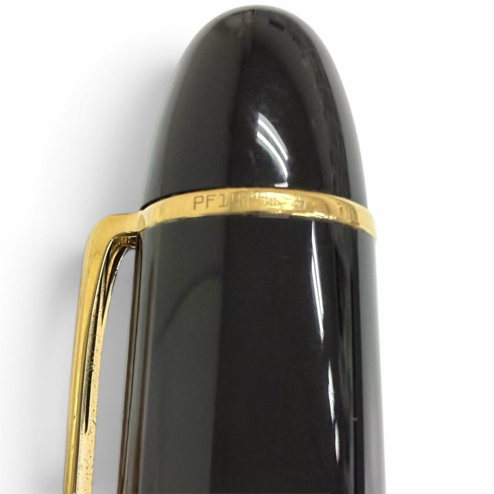 Great MONTBLANC fountain pen Meisterstück 149 black 18K mens