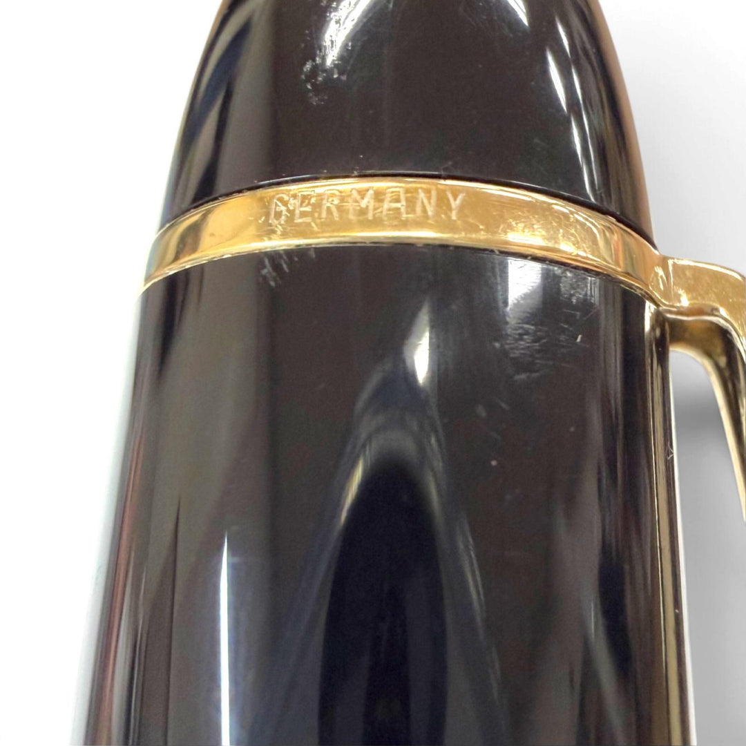 Very Good MONTBLANC fountain pen Meisterstück 149 white star black 18K mens