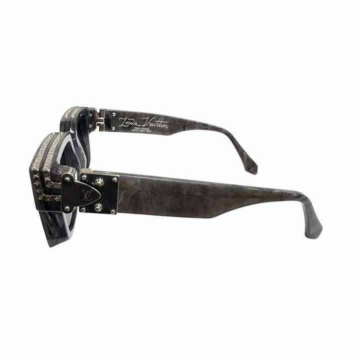 Excellent LOUIS VUITTON sunglasses 1.1 Millionaire Marble Square Gris