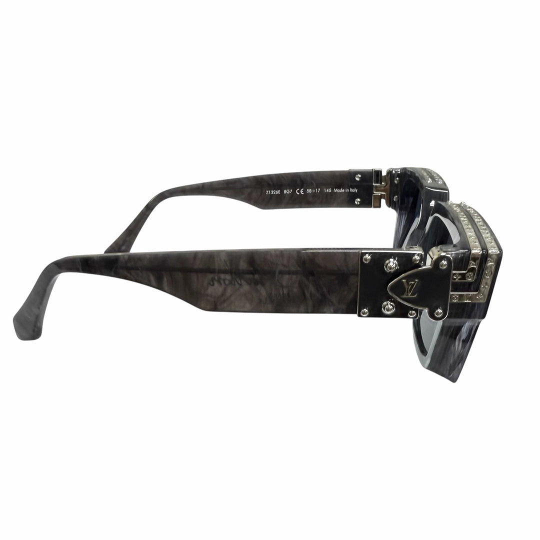 Excellent LOUIS VUITTON sunglasses 1.1 Millionaire Marble Square Gris