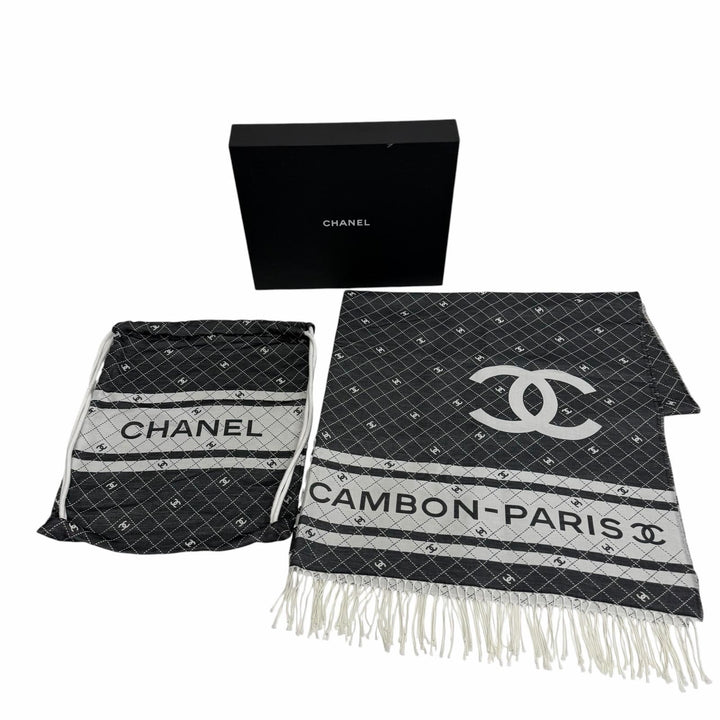 Pristine CHANEL shawl 31 RUE CAMBON COCO Mark Large Stole with Fringe gray