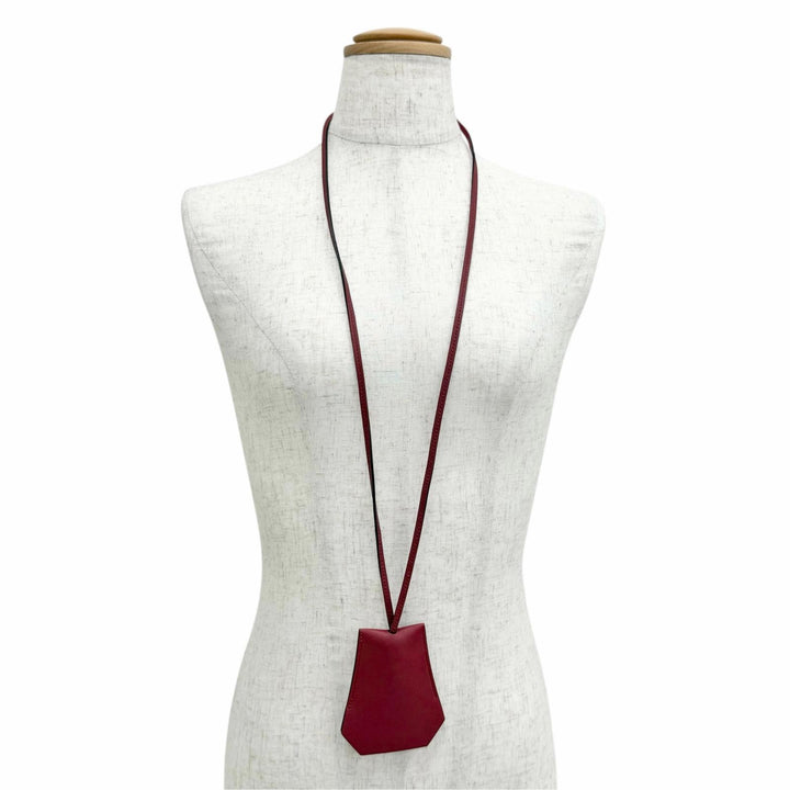 Excellent HERMES Necklace Clochette Bordeaux leather Women