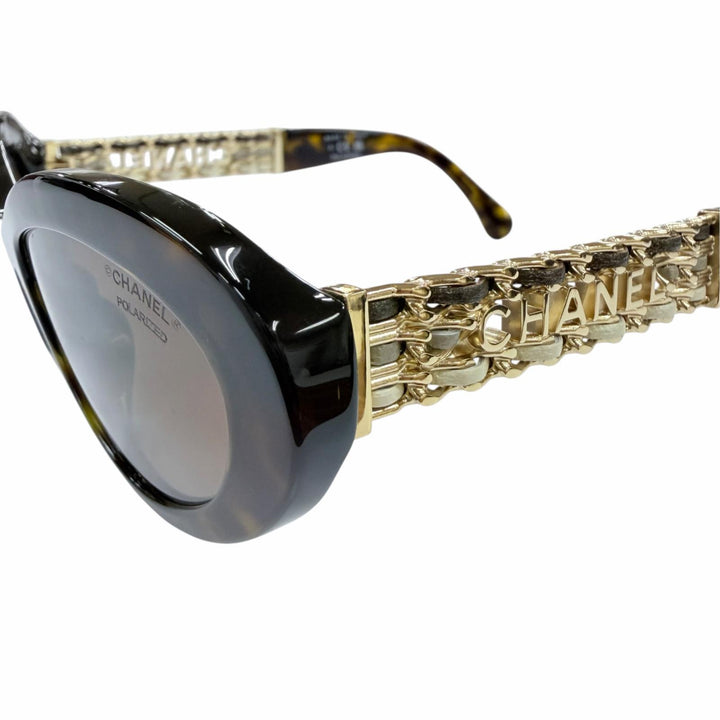 Excellent CHANEL sunglasses Logo, leather accents, cat eye design Brown 5538-Q-A