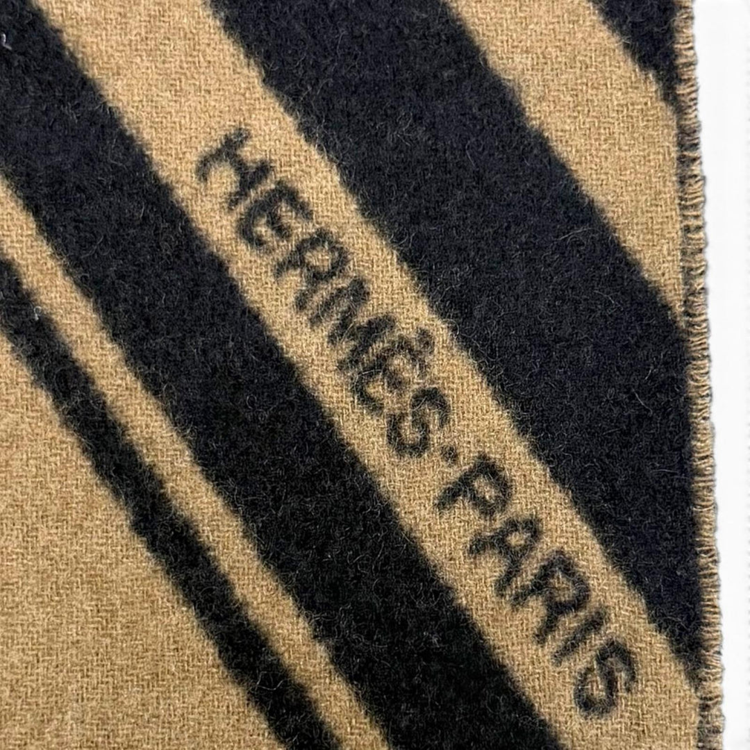 Great HERMES Scarf Sangles en Zigzag fringe Brown cashmere Women