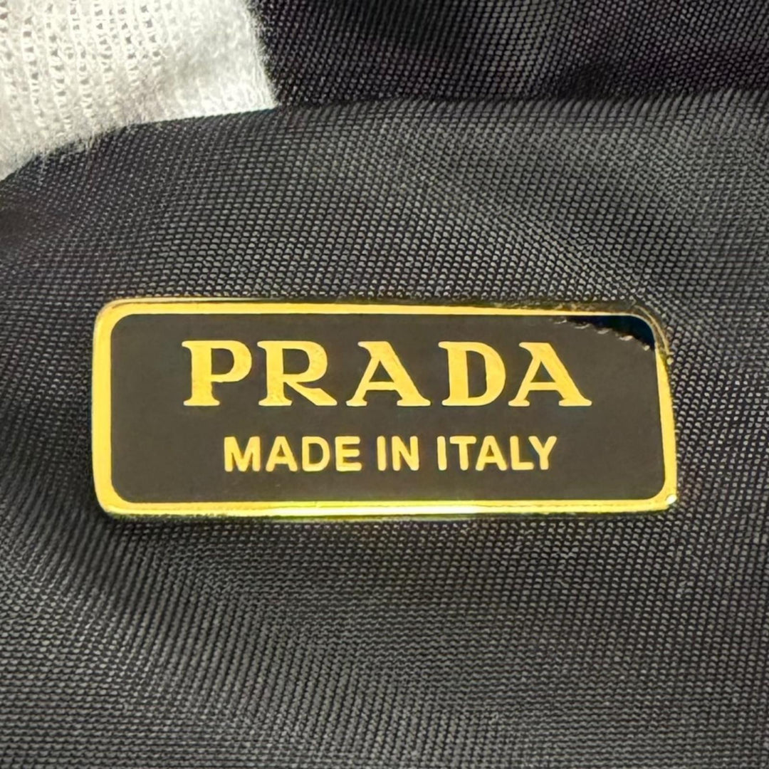 Great PRADA Shoulder Bag Explorer Medium Triangle logo Re-Nylon 2WAY