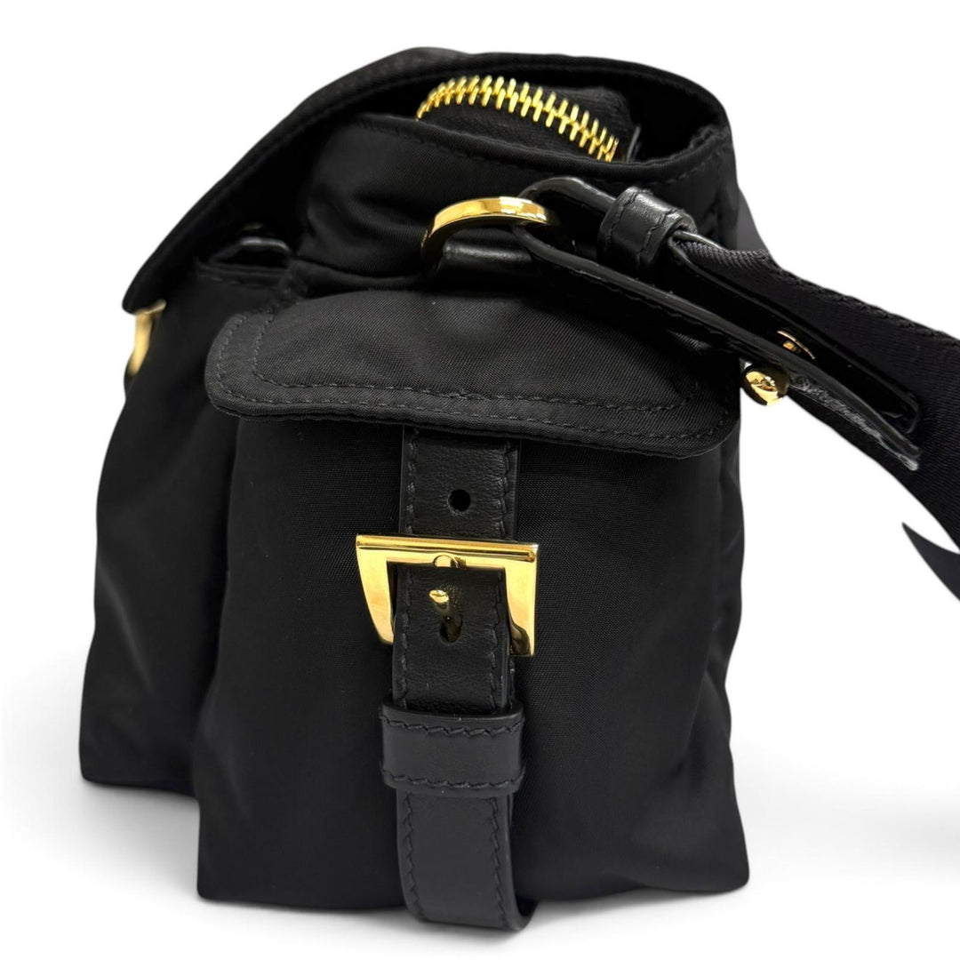 Great PRADA Shoulder Bag Explorer Medium Triangle logo Re-Nylon 2WAY