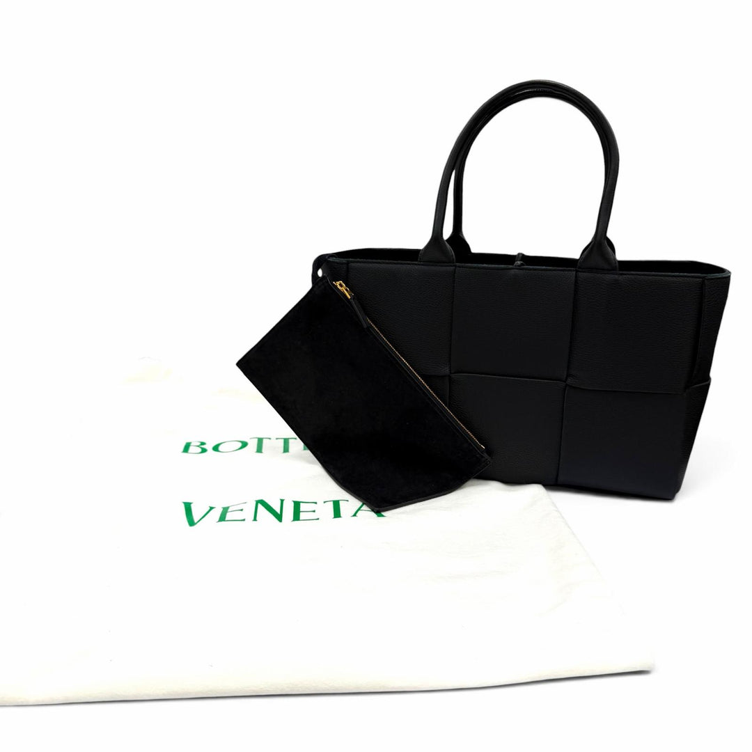 Great BOTTEGAVENETA Small The Arco Tote Bag Leather with pouch black 652867