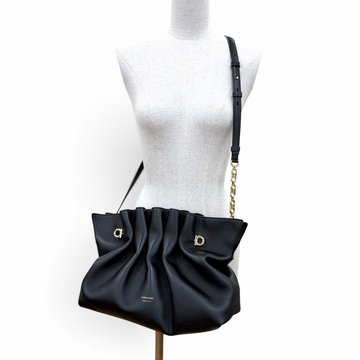 Great FERRAGAMO Tote Bag Gancini Soft Bag M Lamb Nappa Leather 2-Way Shoulder