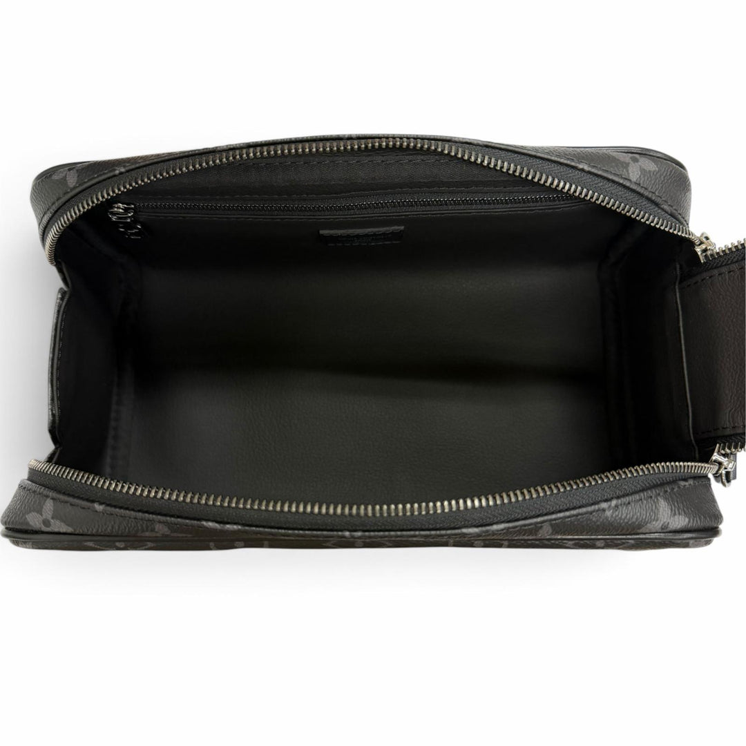 Excellent LOUIS VUITTON business bag Dop kit Travel pouch black