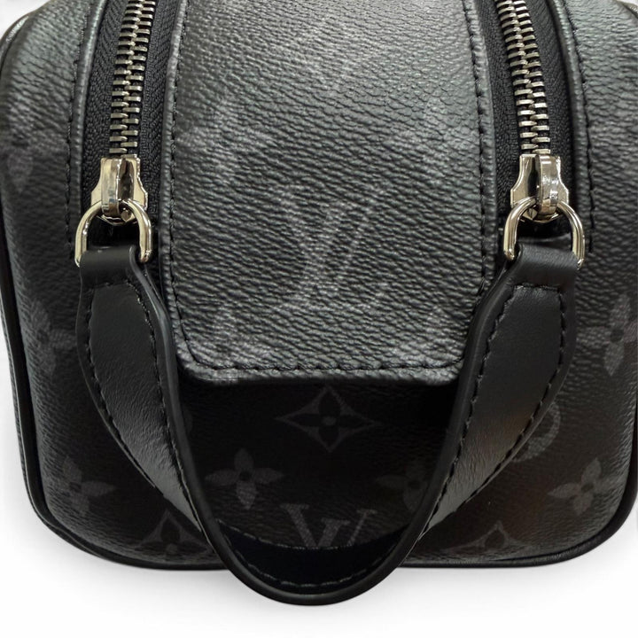 Excellent LOUIS VUITTON business bag Dop kit Travel pouch black