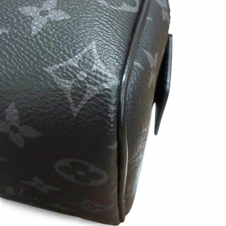 Excellent LOUIS VUITTON business bag Dop kit Travel pouch black