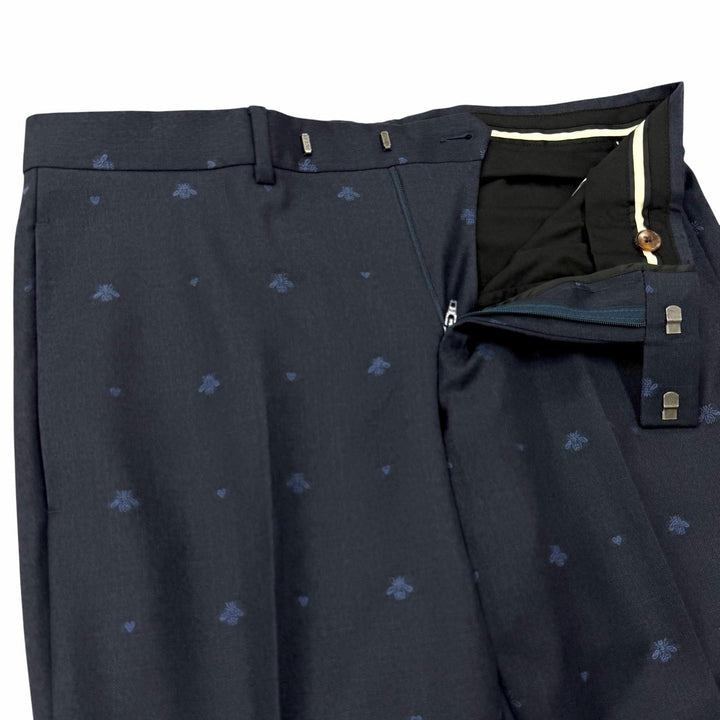Pristine GUCCI two-piece set Bee Embroidery Single Suit Navy wool mens 46 554100