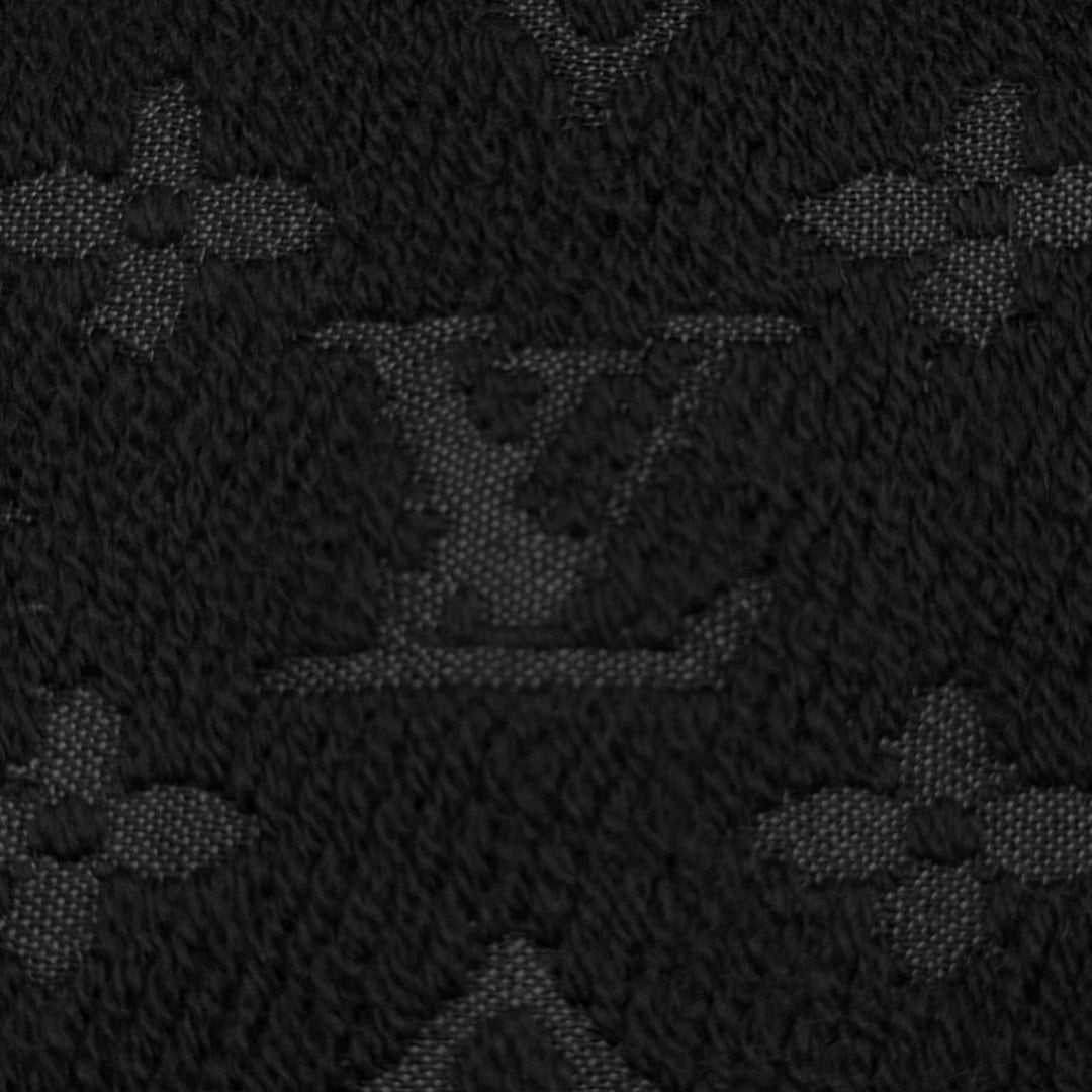 Great LOUIS VUITTON Scarf Monogram Classic with Fringe black wool mens M70520