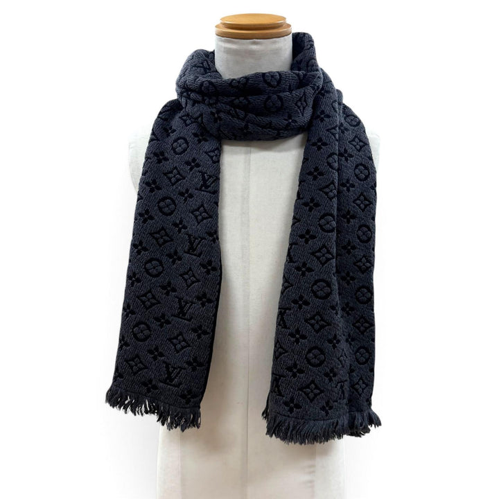 Great LOUIS VUITTON Scarf Monogram Classic with Fringe gray wool mens M78526