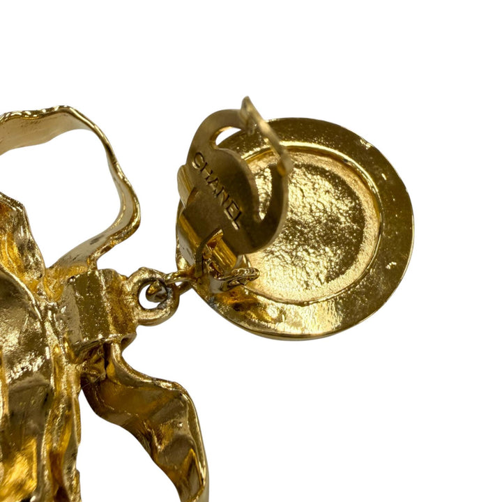 Great CHANEL Earring Rare COCO Mark Ribbon Mirror gold metal Women