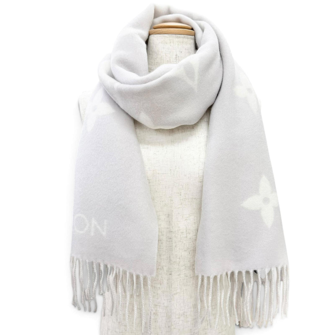 Great LOUIS VUITTON Escalp Reykjavik Monogram Giant Pattern cashmere M78909
