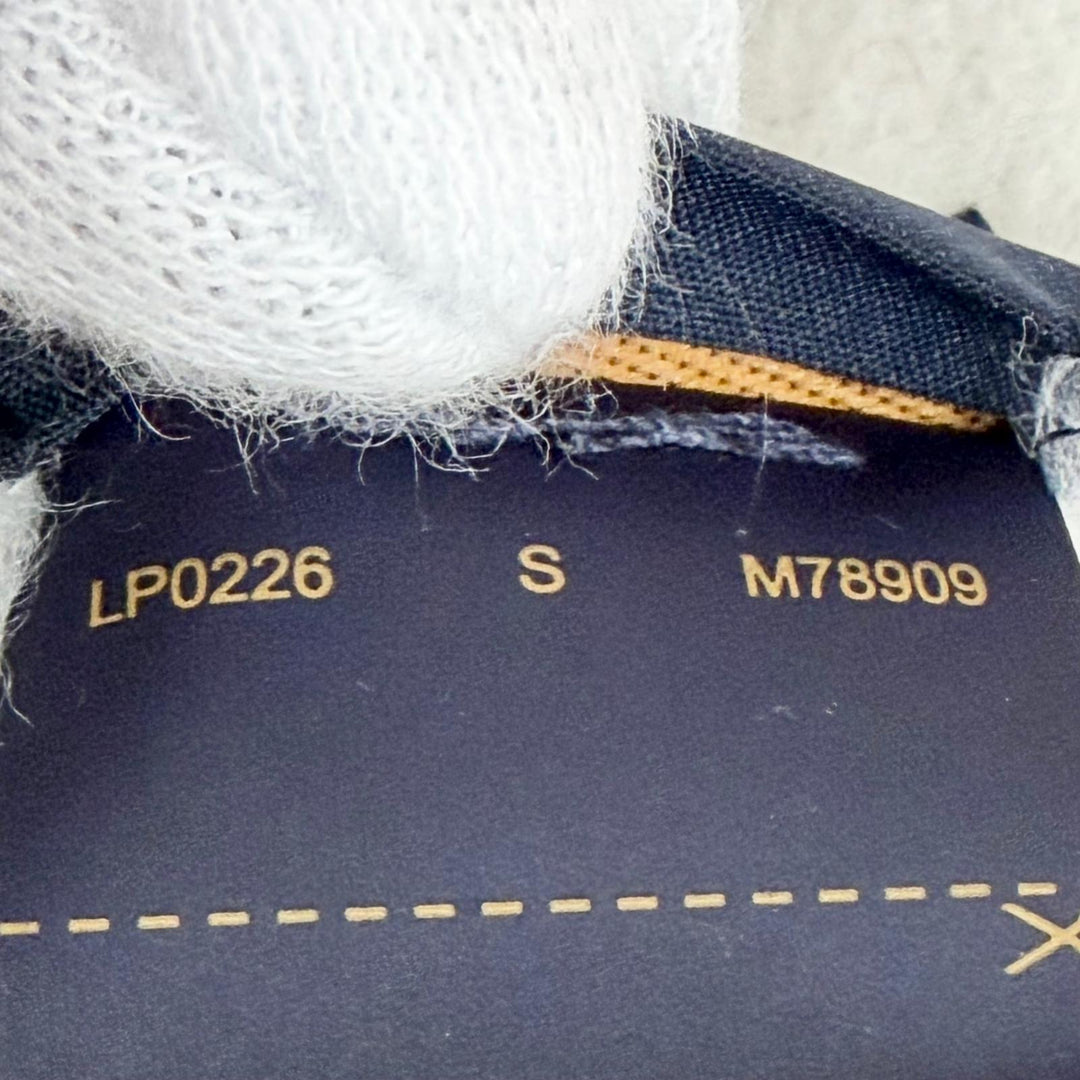Great LOUIS VUITTON Escalp Reykjavik Monogram Giant Pattern cashmere M78909