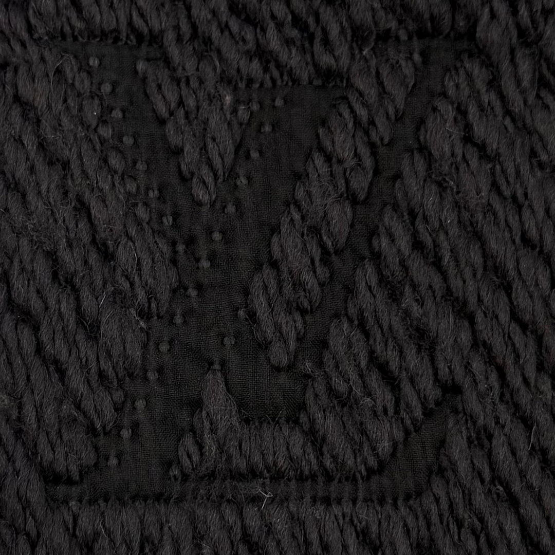 Great LOUIS VUITTON Scarf Escharpe Logomania Monogram With fringe gray M72431