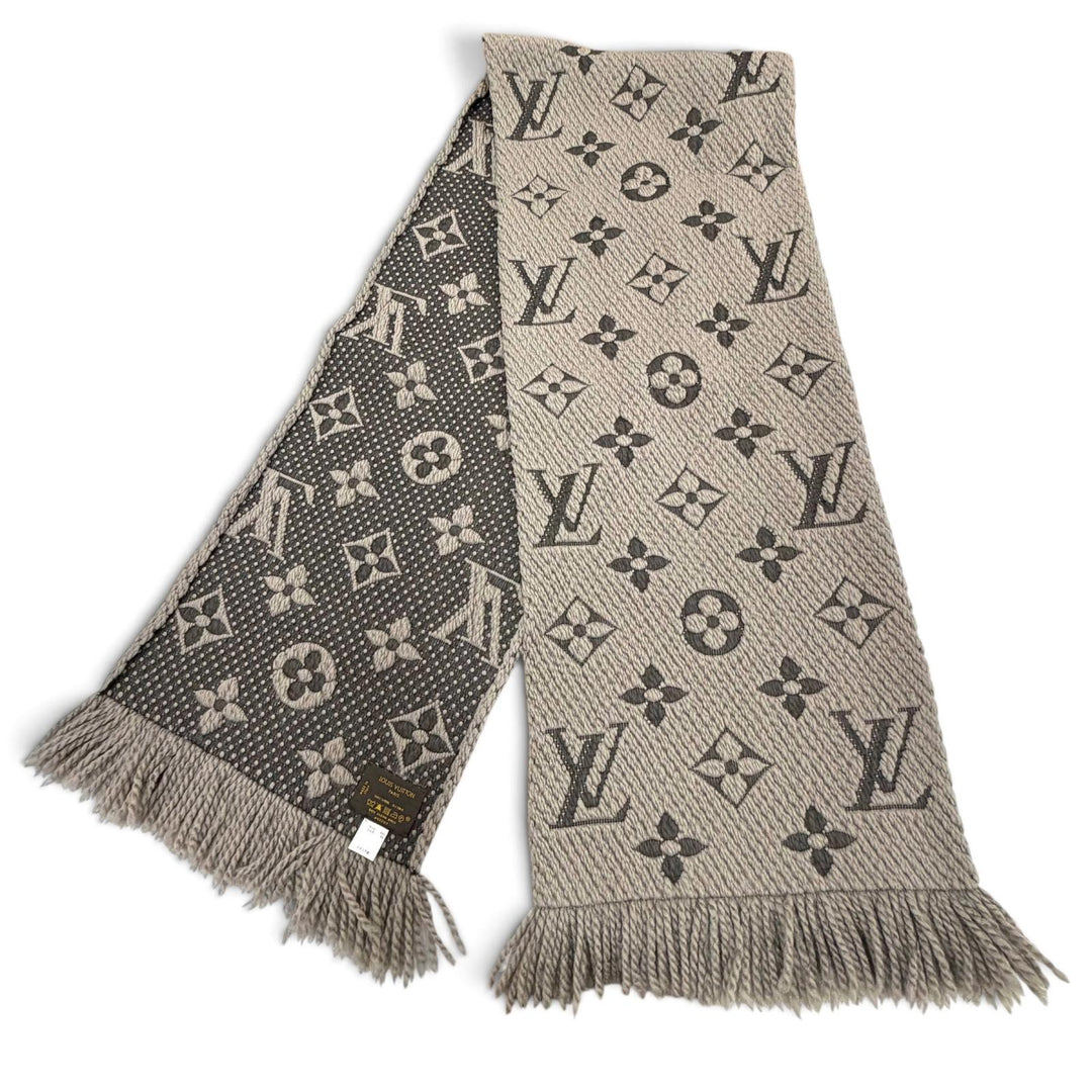 Great LOUIS VUITTON Scarf Escharpe Logomania Monogram With fringe Gurege wool
