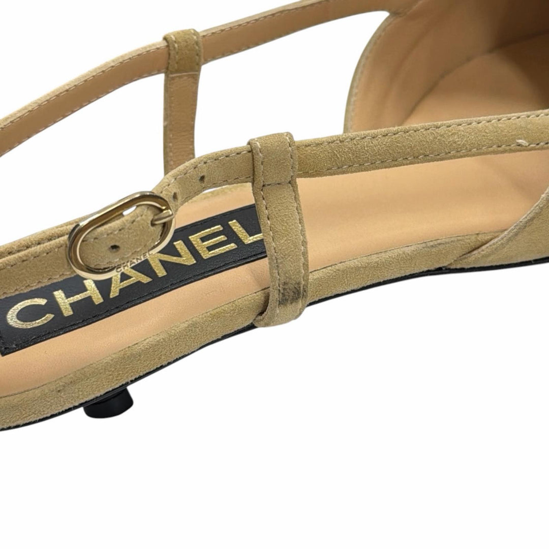 Excellent CHANEL pumps COCO Mark Slingback Low Heel beige Suede leather Women