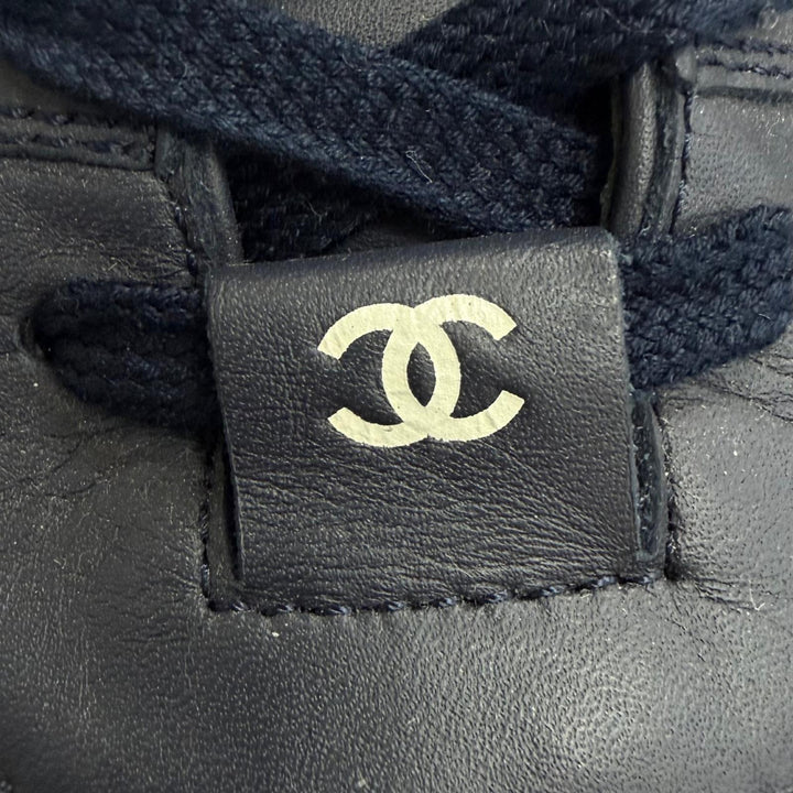 Great CHANEL High cut sneakers COCO Mark Navy leather mens 43 G31762