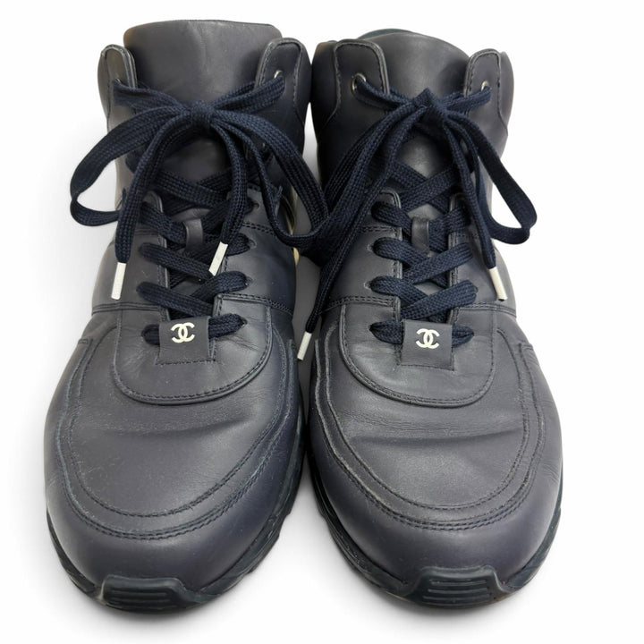 Great CHANEL High cut sneakers COCO Mark Navy leather mens 43 G31762