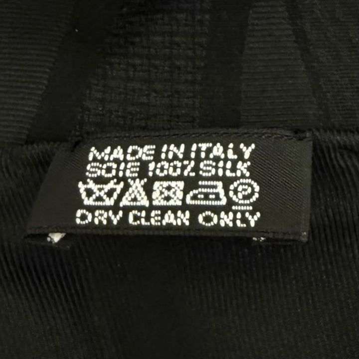 Great HERMES Stall Lozenges Hose Pattern 196x75 black silk Women