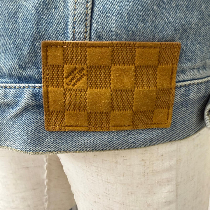 Excellent LOUIS VUITTON Denim Jacket Staples Edition LV logo embossed