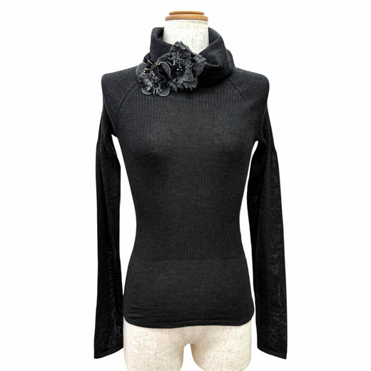Excellent CHANEL knit turtleneck top with two Camellia Brooch 34 05A P26591