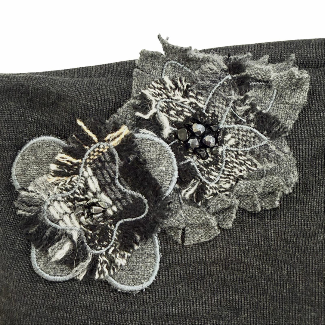 Excellent CHANEL knit turtleneck top with two Camellia Brooch 34 05A P26591