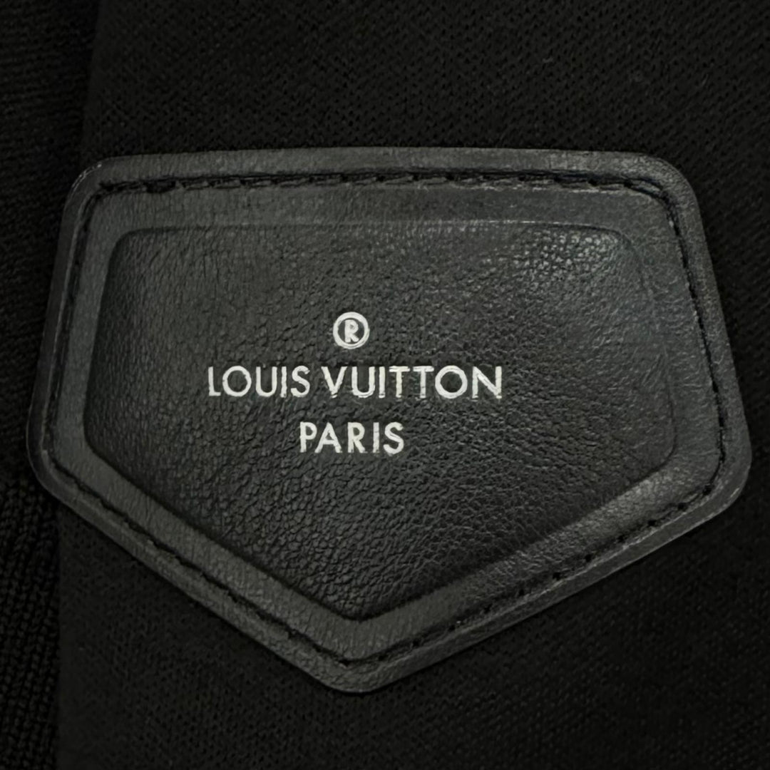 Pristine LOUIS VUITTON one piece Leather logo patch with frill design cotton L