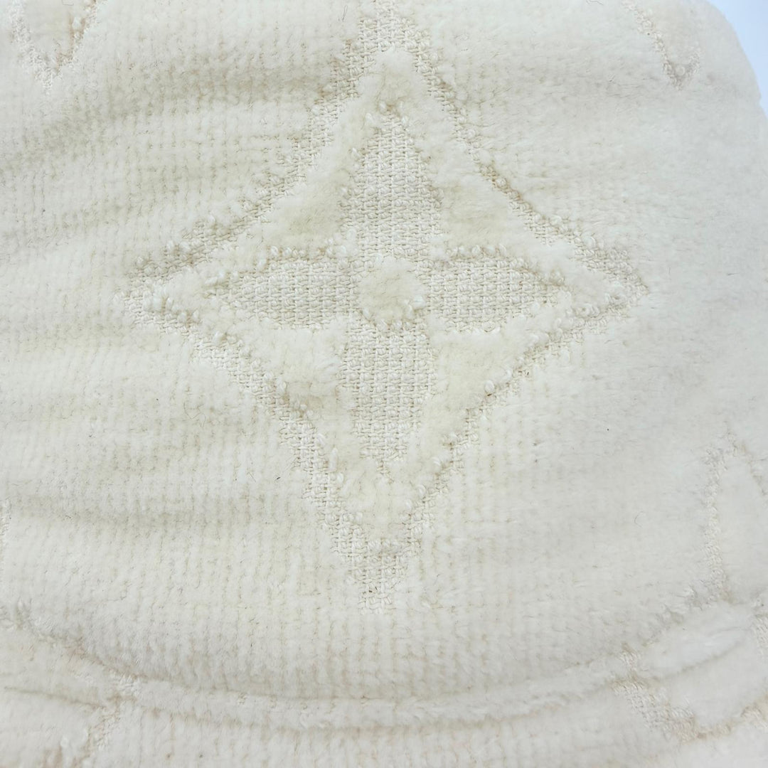 Great LOUIS VUITTON Monogram Champoux LV Vacation Bucket Hat reversible M77792