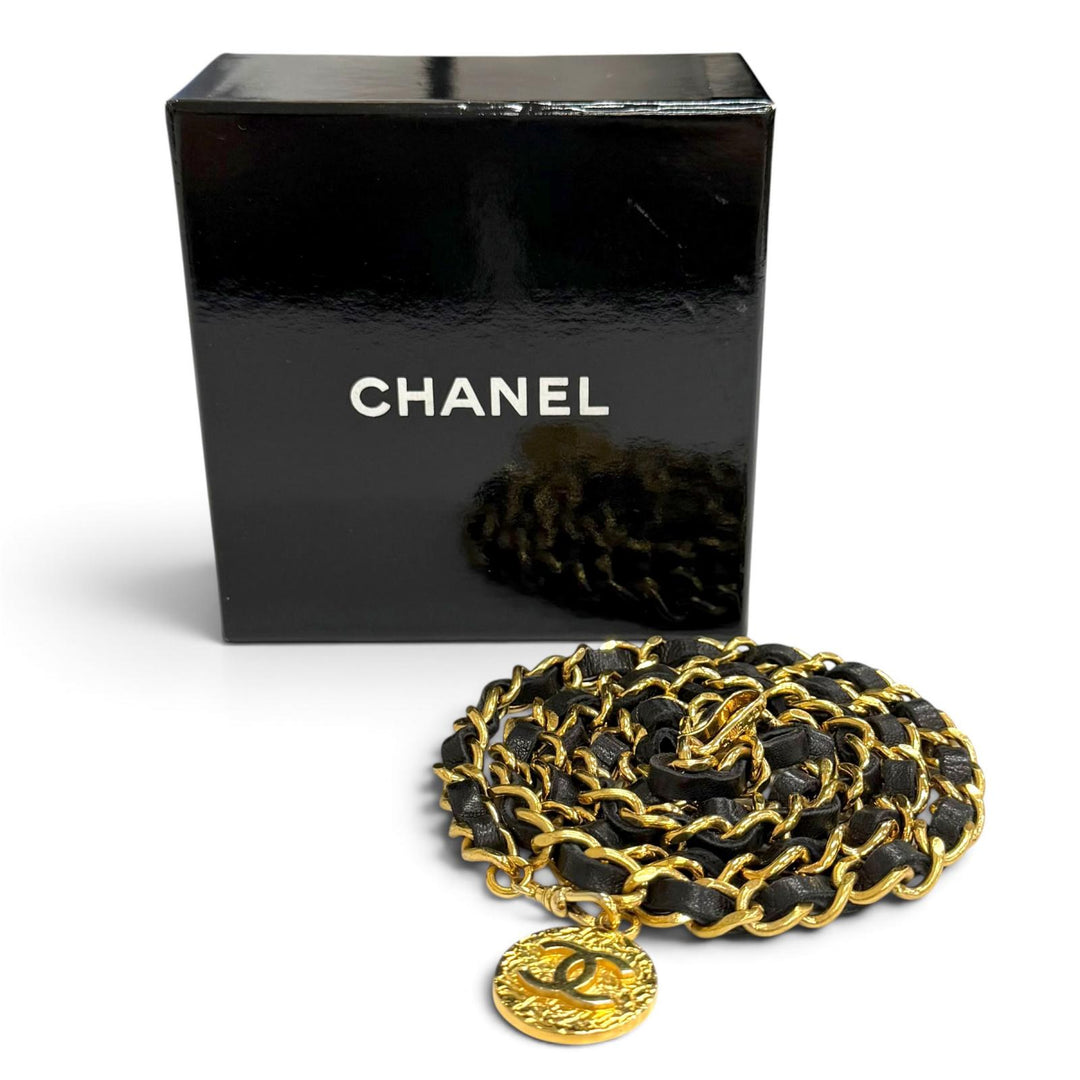 Very Good CHANEL belt COCO Mark Medal Motif Leather Chain gold leather Women