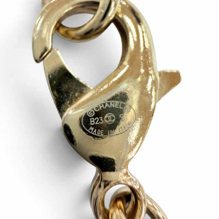 Excellent CHANEL COCO Mark Lip Motif Rhinestone Mirror Chain Necklace gold B23S