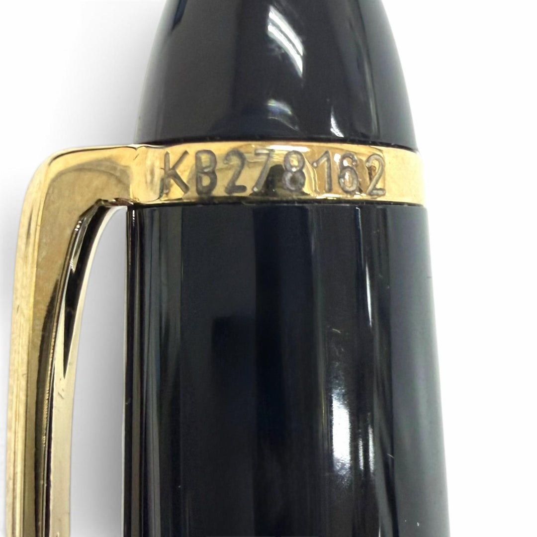 Excellent MONTBLANC fountain pen Meisterstück white star black 14K mens