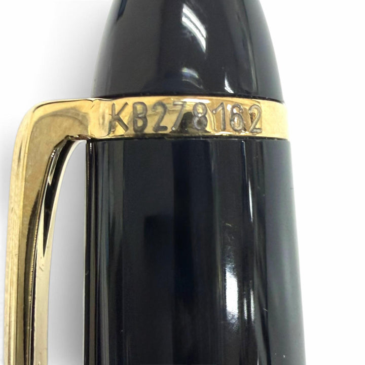 Excellent MONTBLANC fountain pen Meisterstück white star black 14K mens