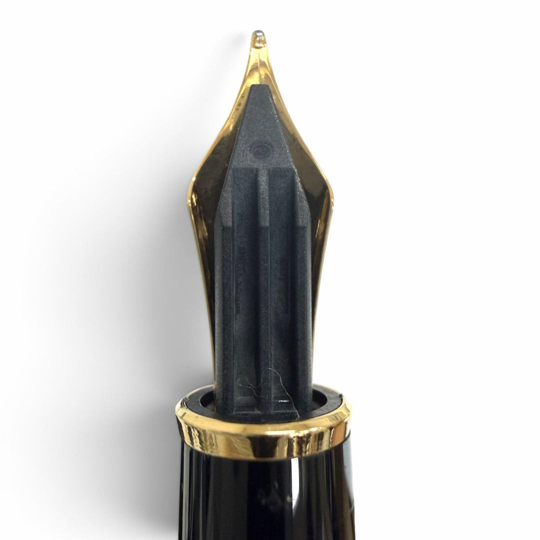 Excellent MONTBLANC fountain pen Meisterstück white star black 14K mens