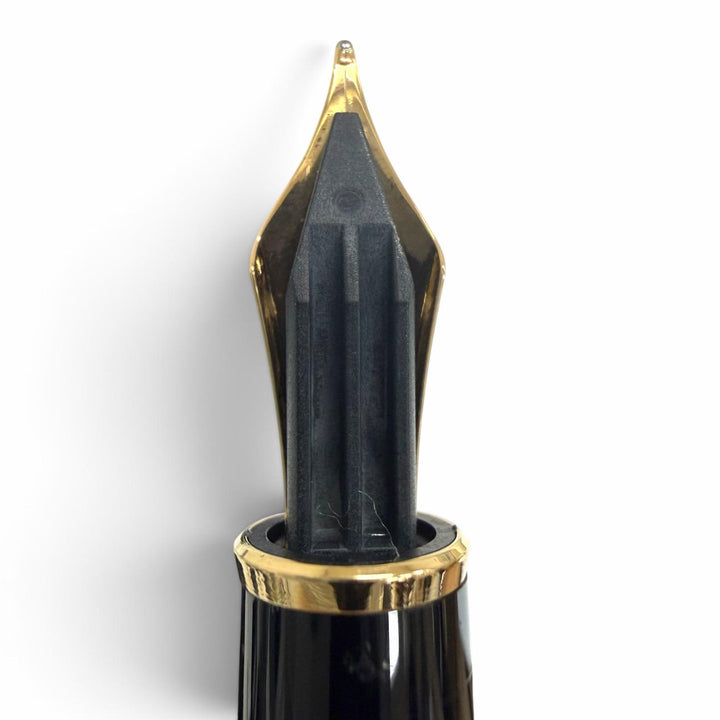 Excellent MONTBLANC fountain pen Meisterstück white star black 14K mens