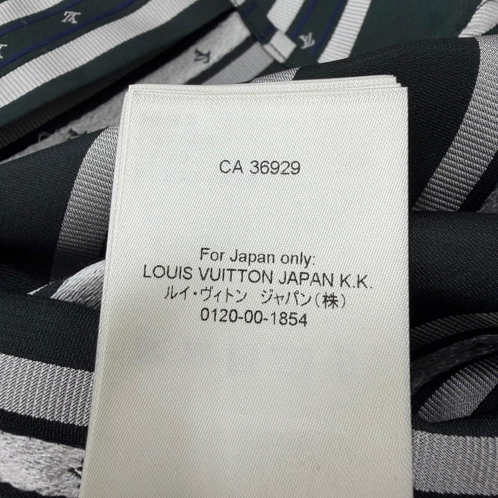 Pristine LOUIS VUITTON Long sleeve shirt green silk mens L