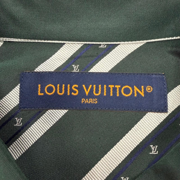 Pristine LOUIS VUITTON Long sleeve shirt green silk mens L